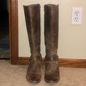 Women’s Frye tall boot with harness size 8.5